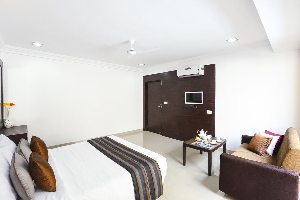 Hotel Shirdi Sai Wada Ruang foto