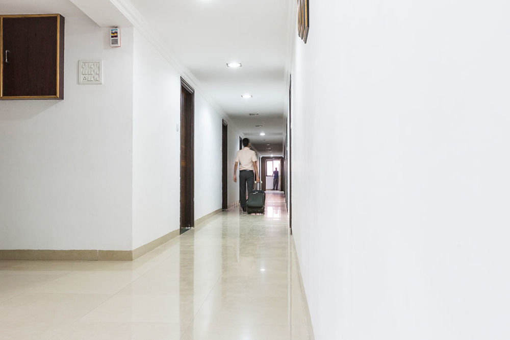 Hotel Shirdi Sai Wada Bagian luar foto